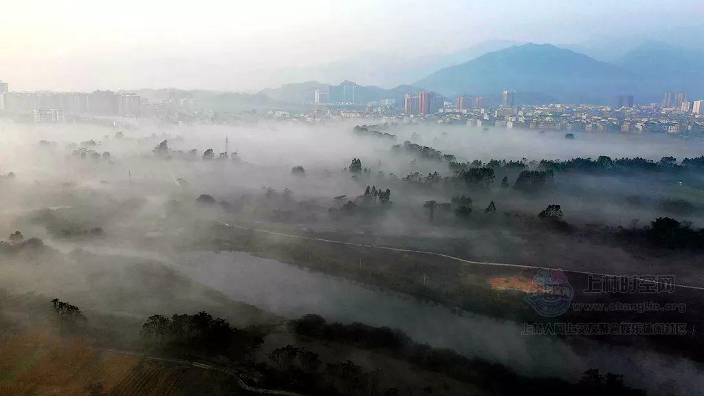 探索全球热点话题,畅聊